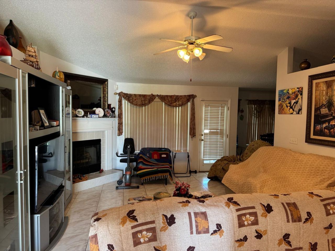 Photo 7 of 20