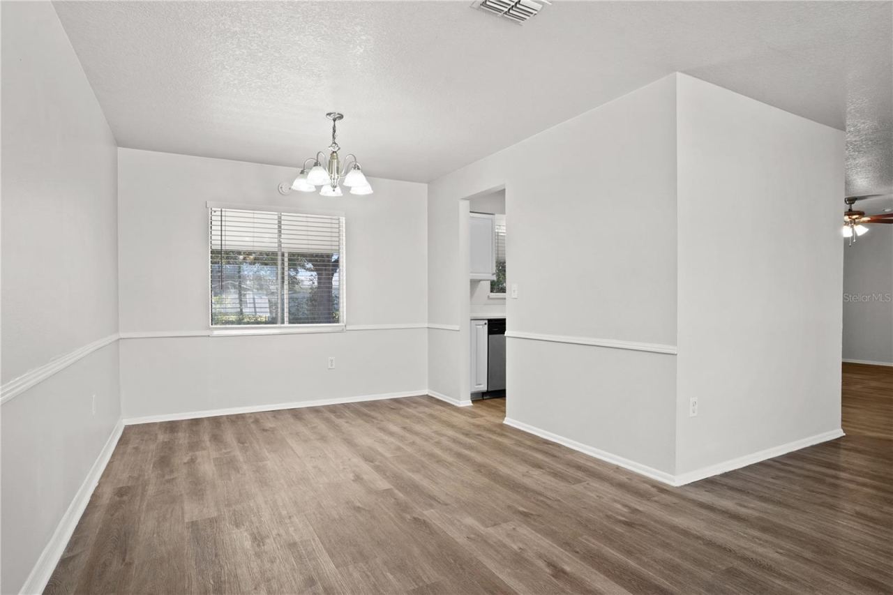 Photo 15 of 20