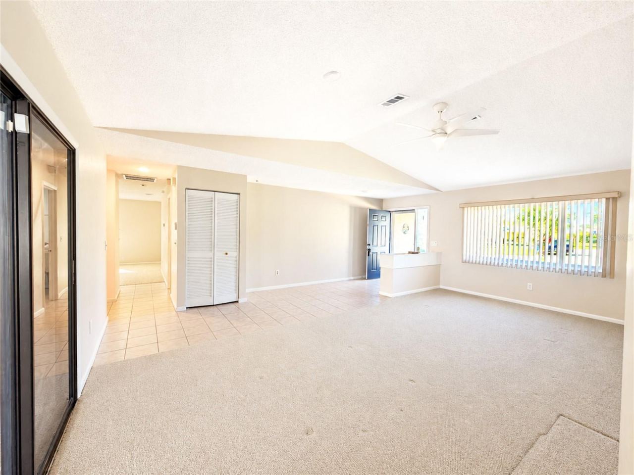 Photo 8 of 20