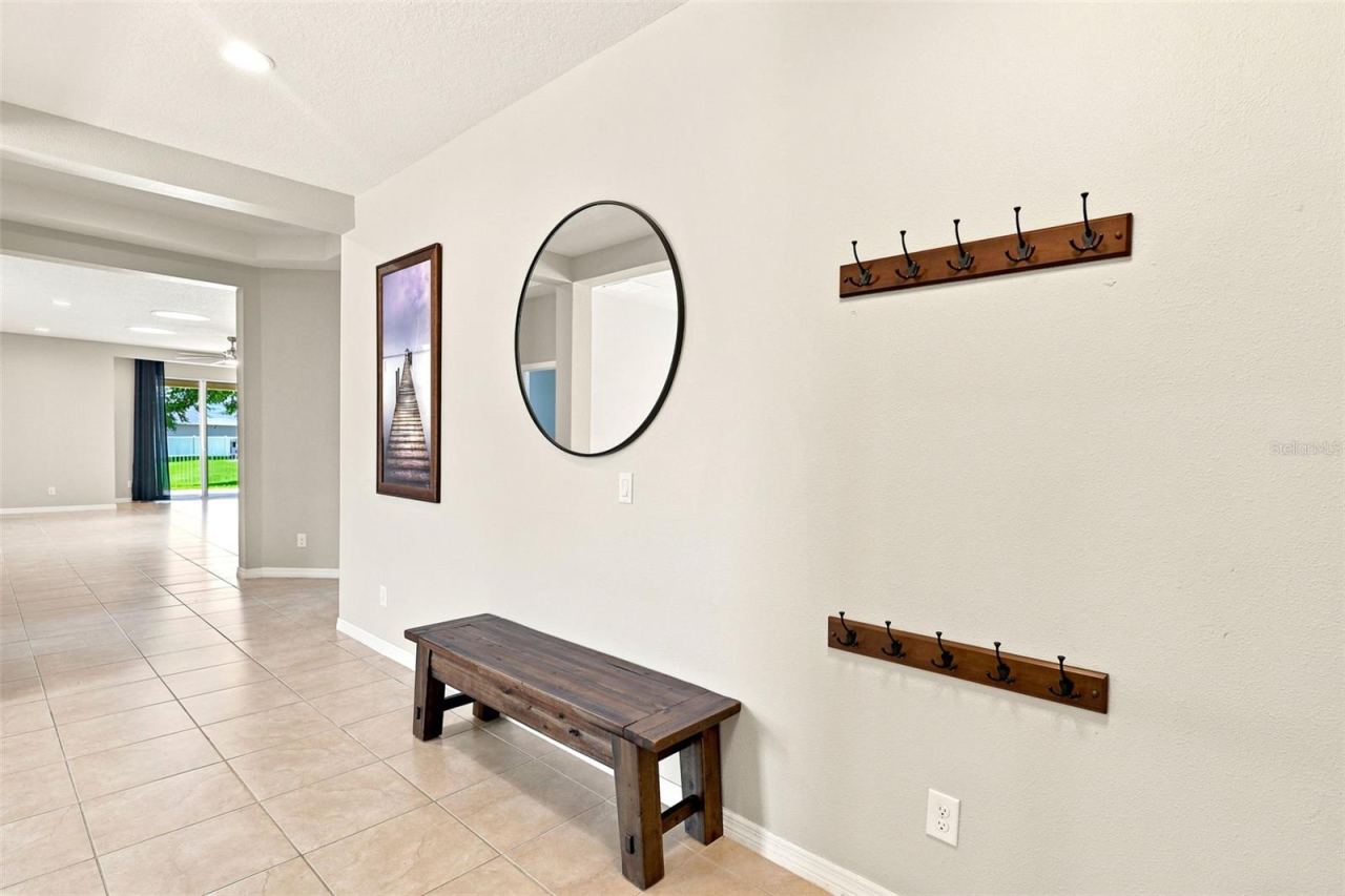 Photo 6 of 20: ENTRY WAY