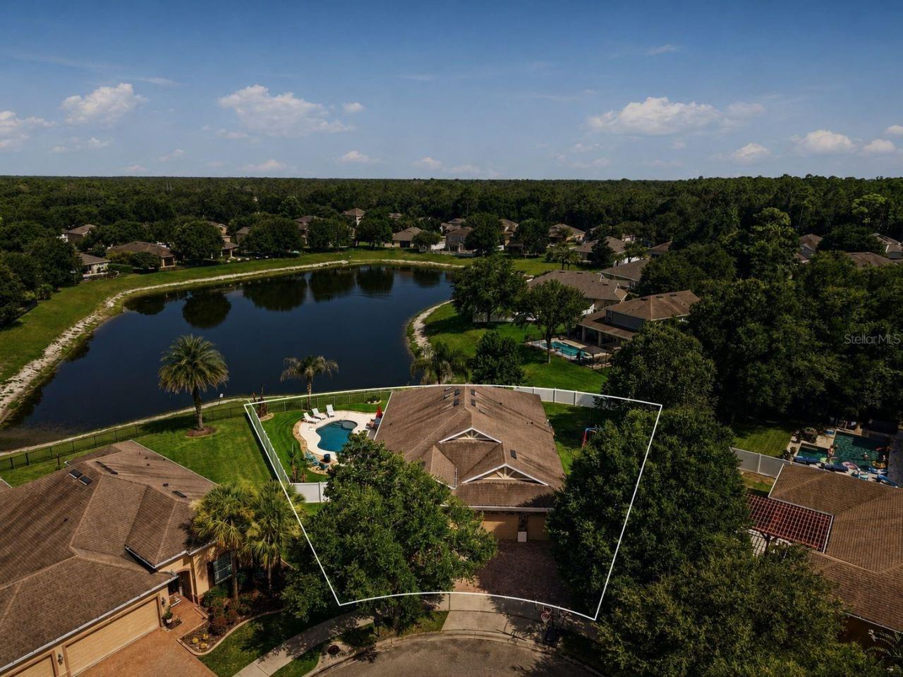 Photo 2 of 20: PROPERTY OUTLINE