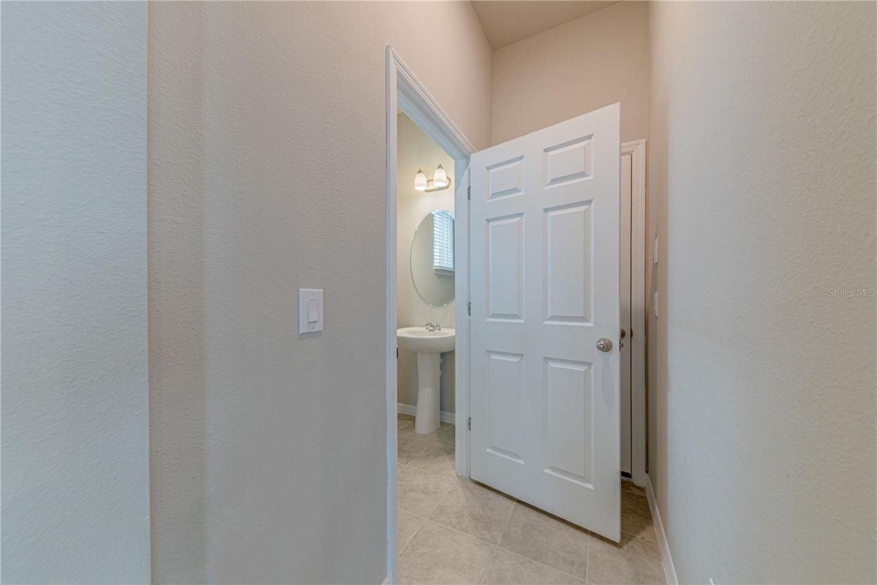 Photo 15 of 20