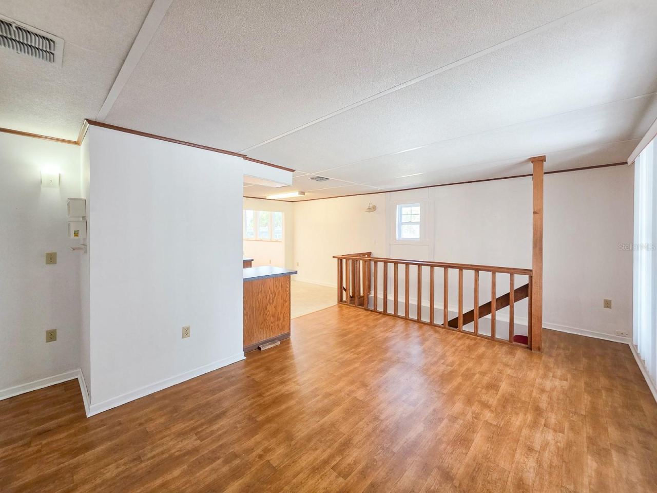 Photo 11 of 20