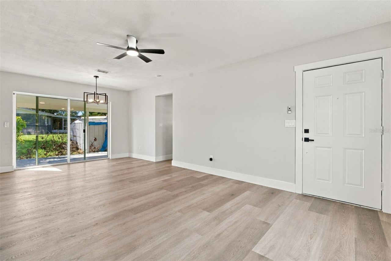 Photo 5 of 20