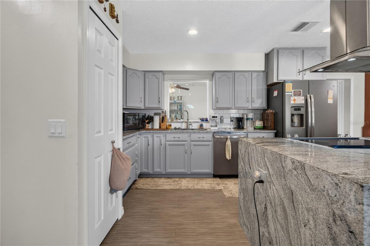Photo 9 of 20: Granite Countertops