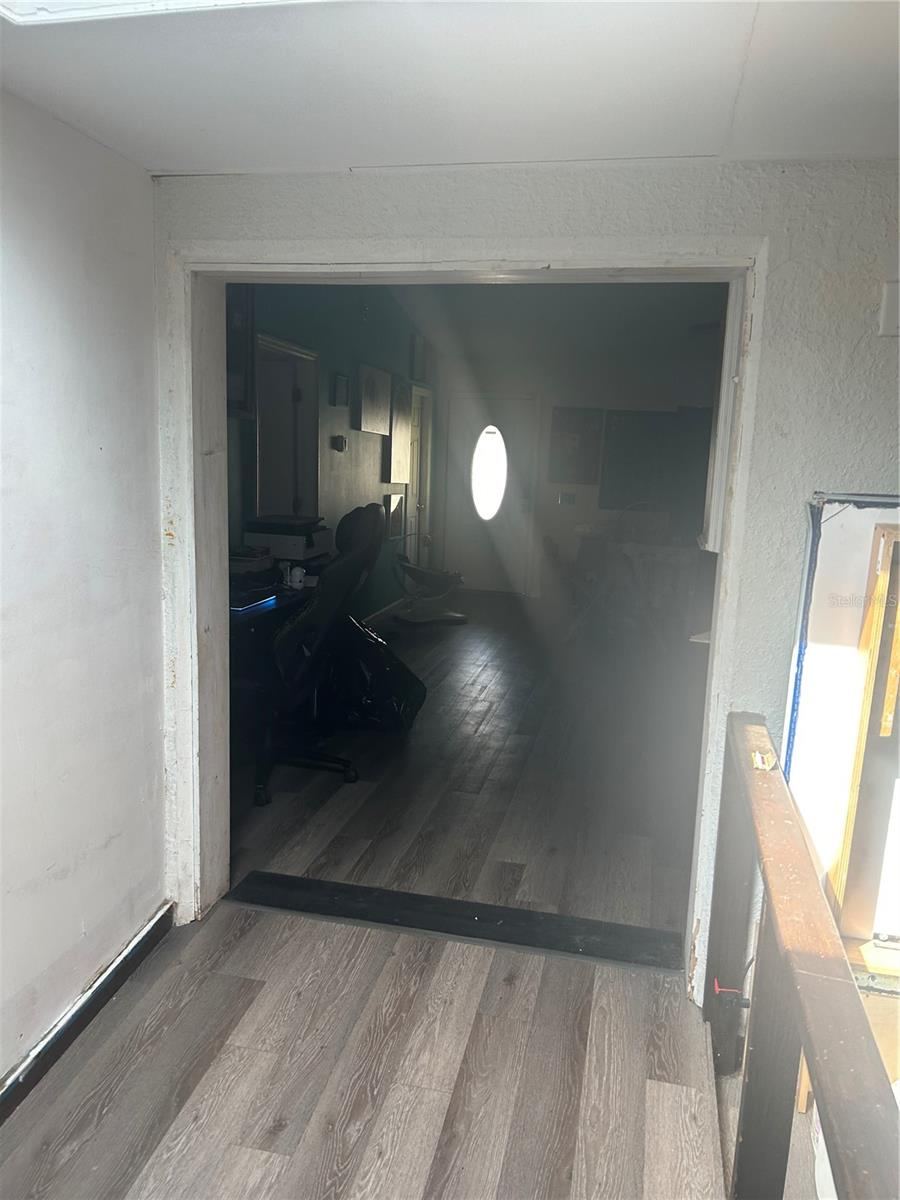 Photo 17 of 20