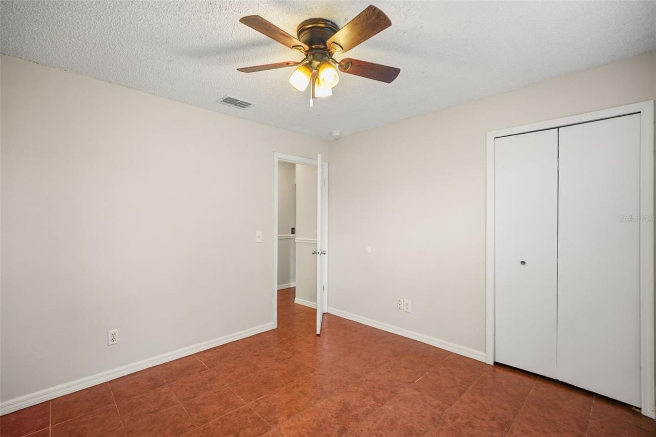 Photo 15 of 20