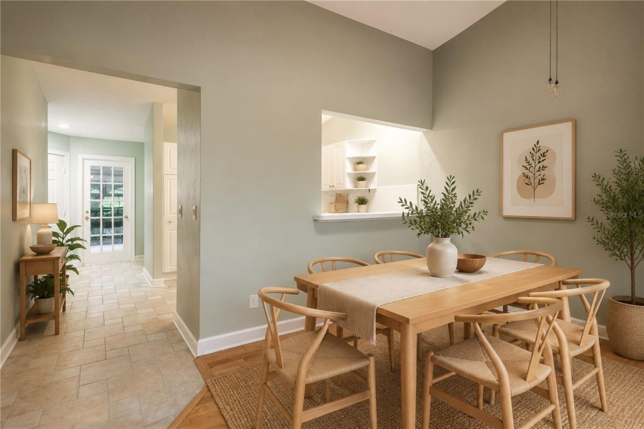 Photo 7 of 20: Virt Staged Dining Area