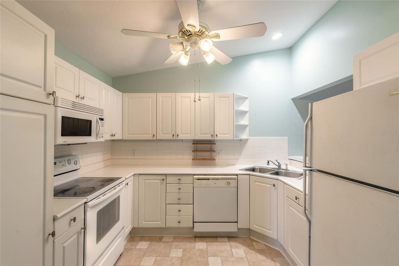 Photo 6 of 20: Virt Staged Kitchen
