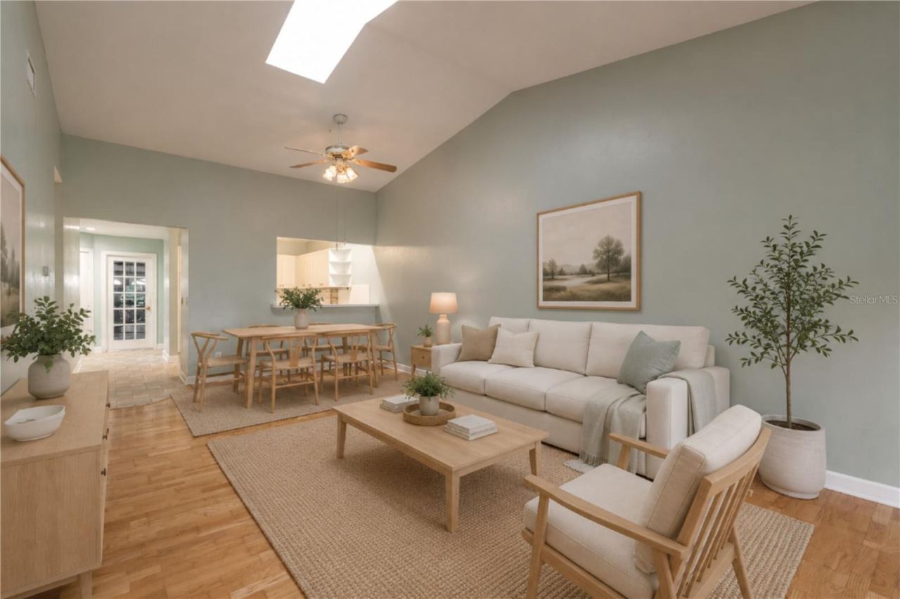 Photo 11 of 20: Virt Staged Living Room