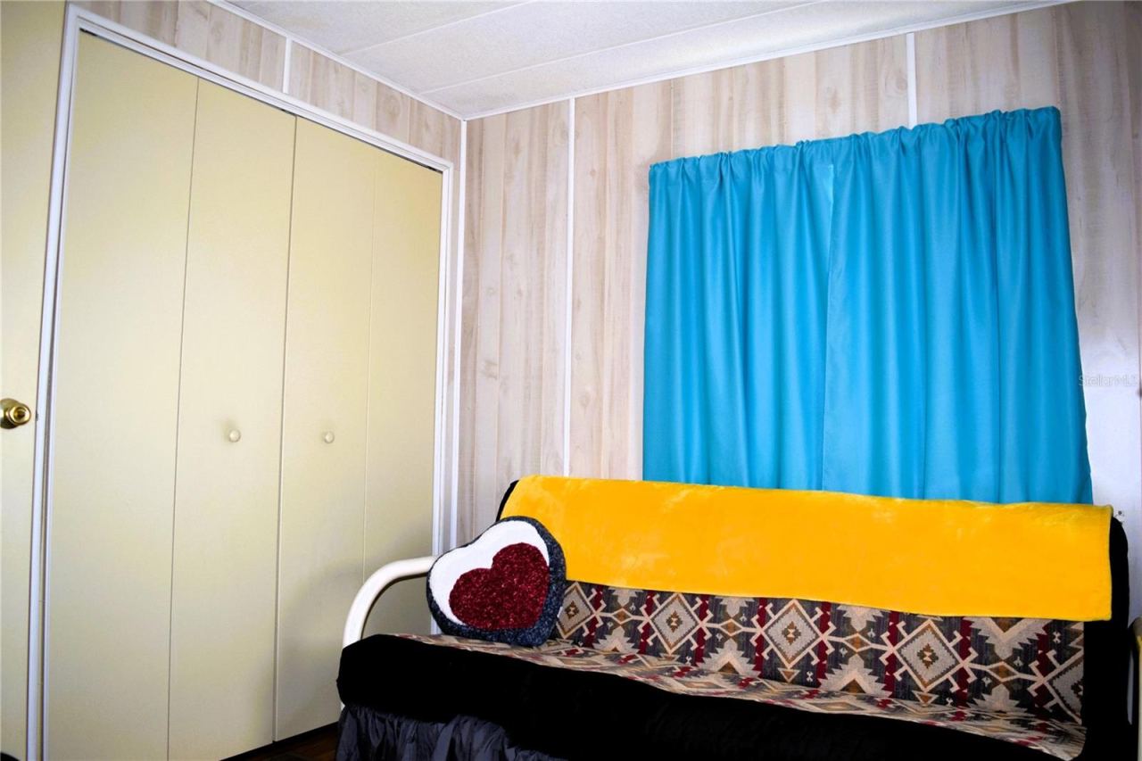 Photo 9 of 20: Primary bedroom