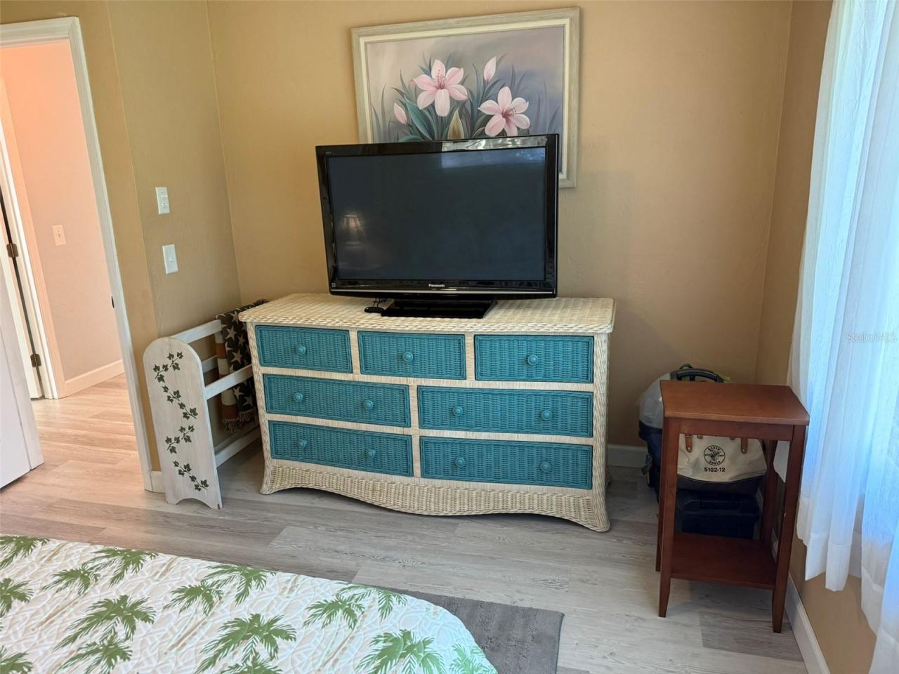 Photo 6 of 20