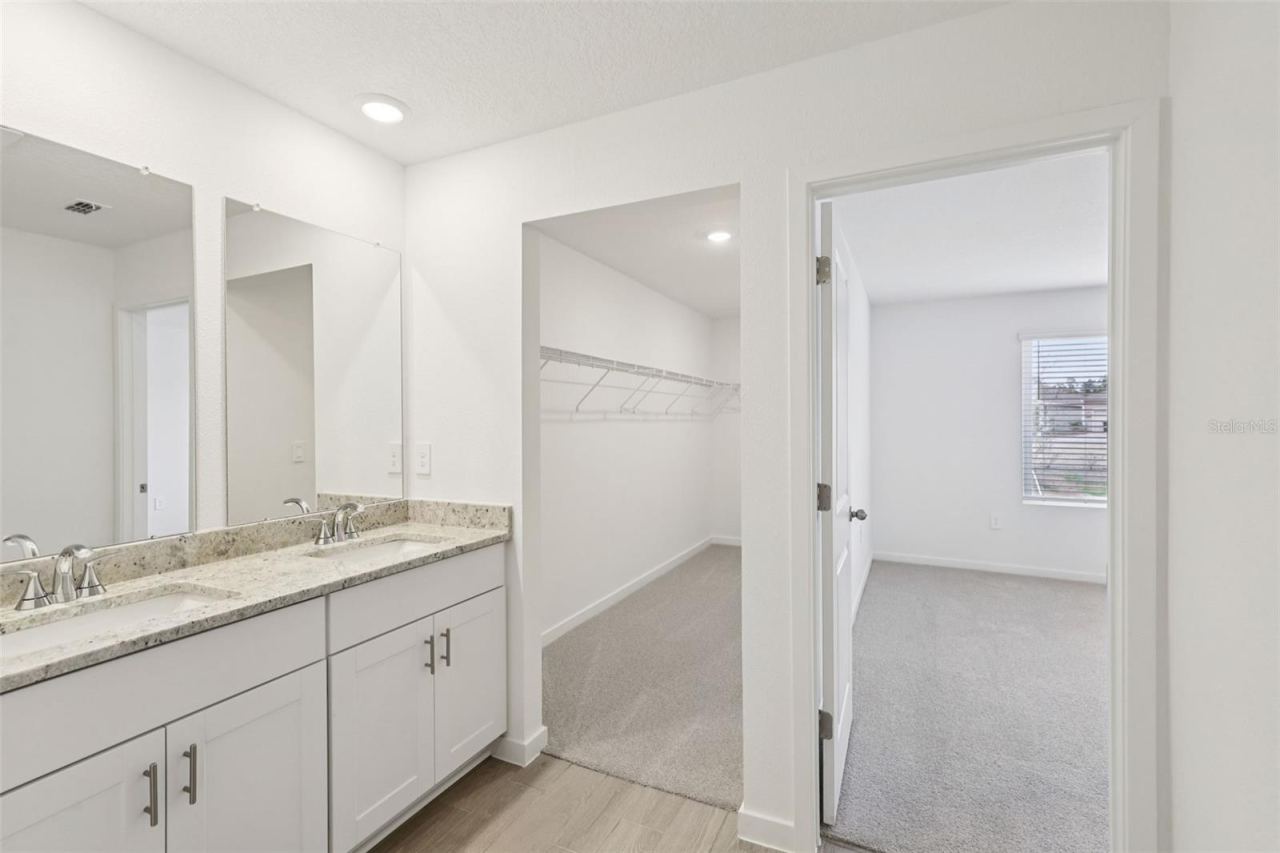 Photo 9 of 15: The interior photos are of another home with the same floor plan and interior finishes. Some details may vary