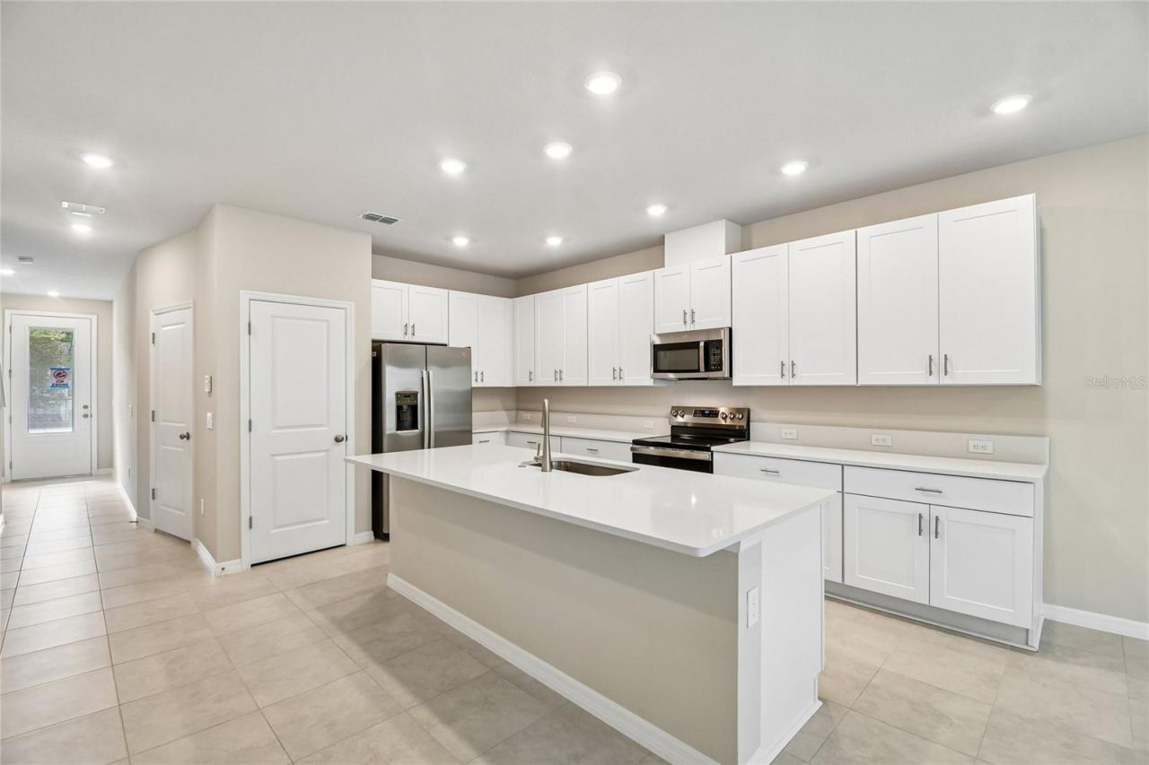 Photo 4 of 20: Kitchen