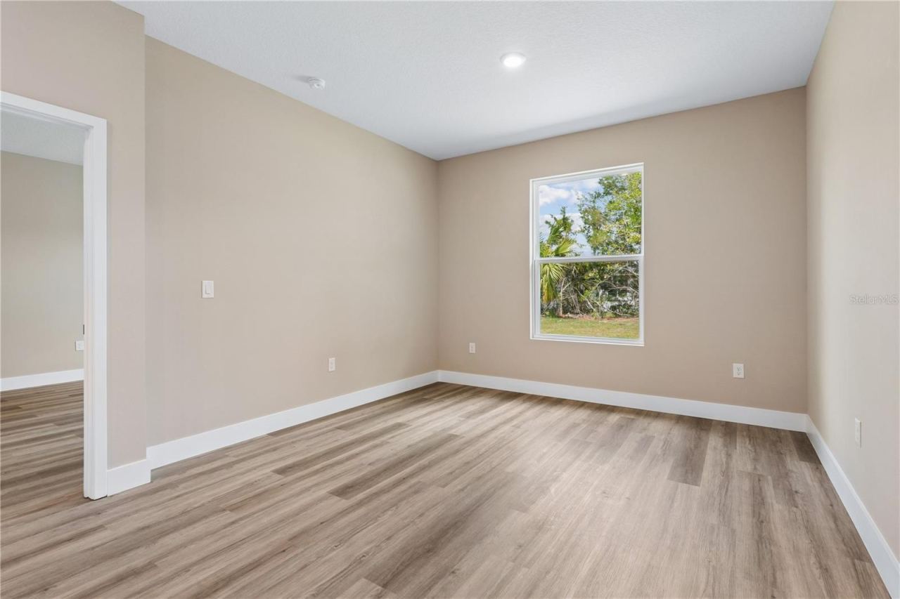 Photo 6 of 16: PICTURES OF A COMPLETED MODEL, COLOR OPTIONS MAY VARY.