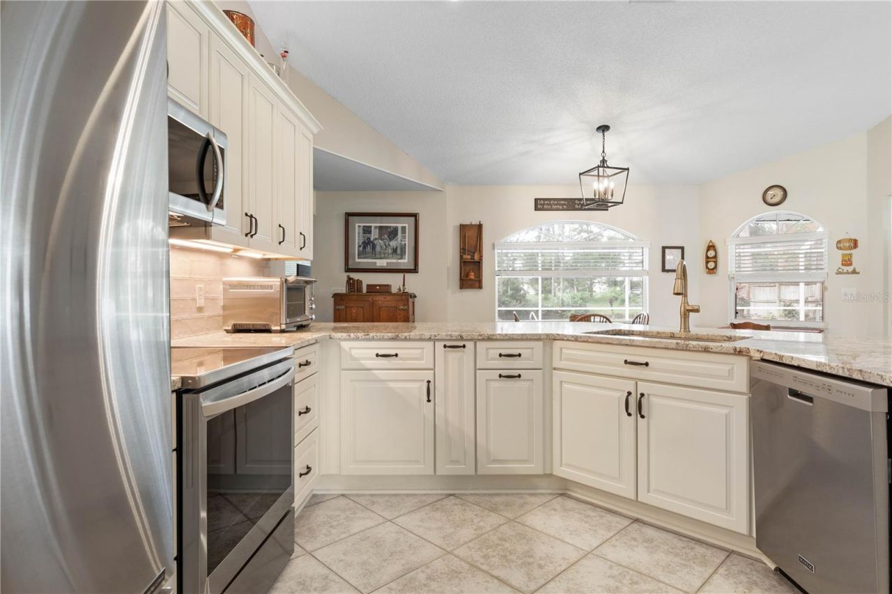 Photo 9 of 20: Stainless Steel Appliances