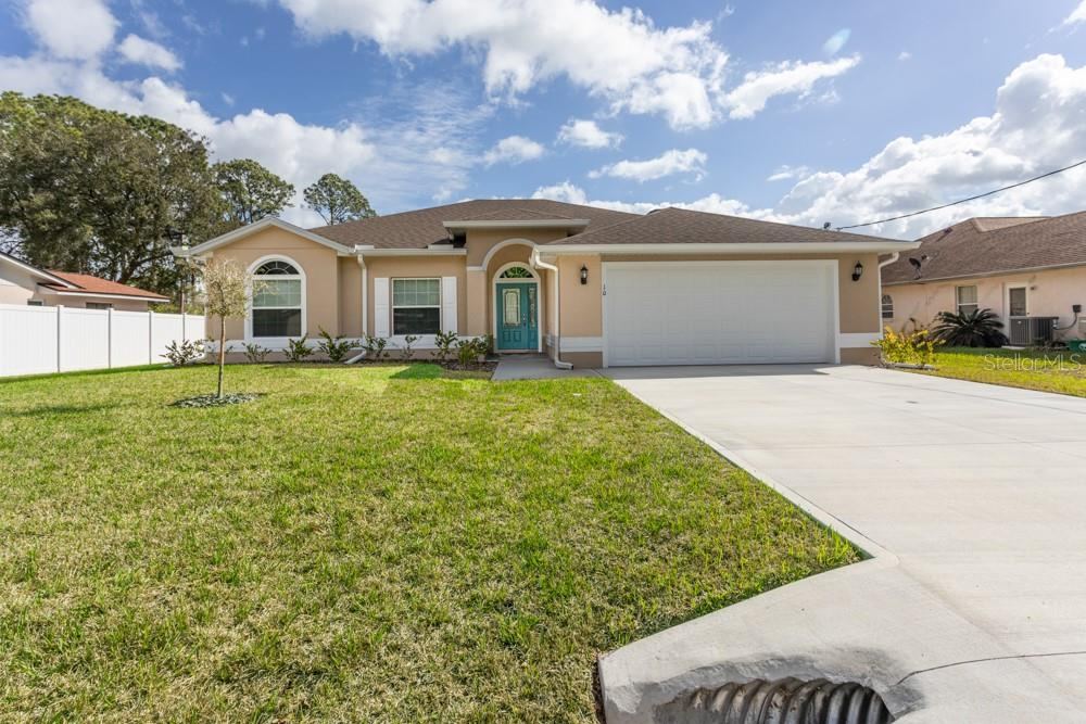 Photo 1 of 20: Front view of the house