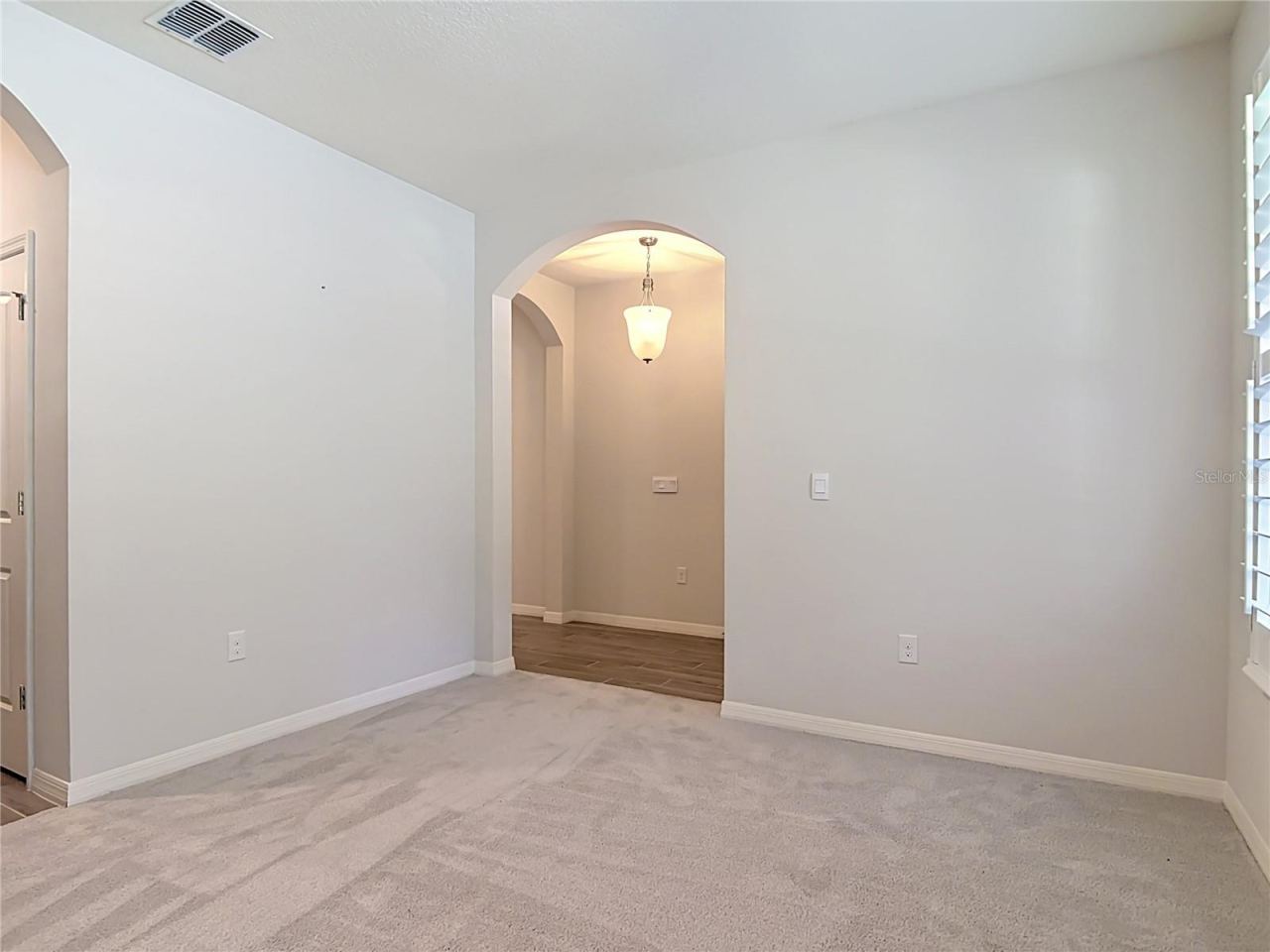 Photo 12 of 20
