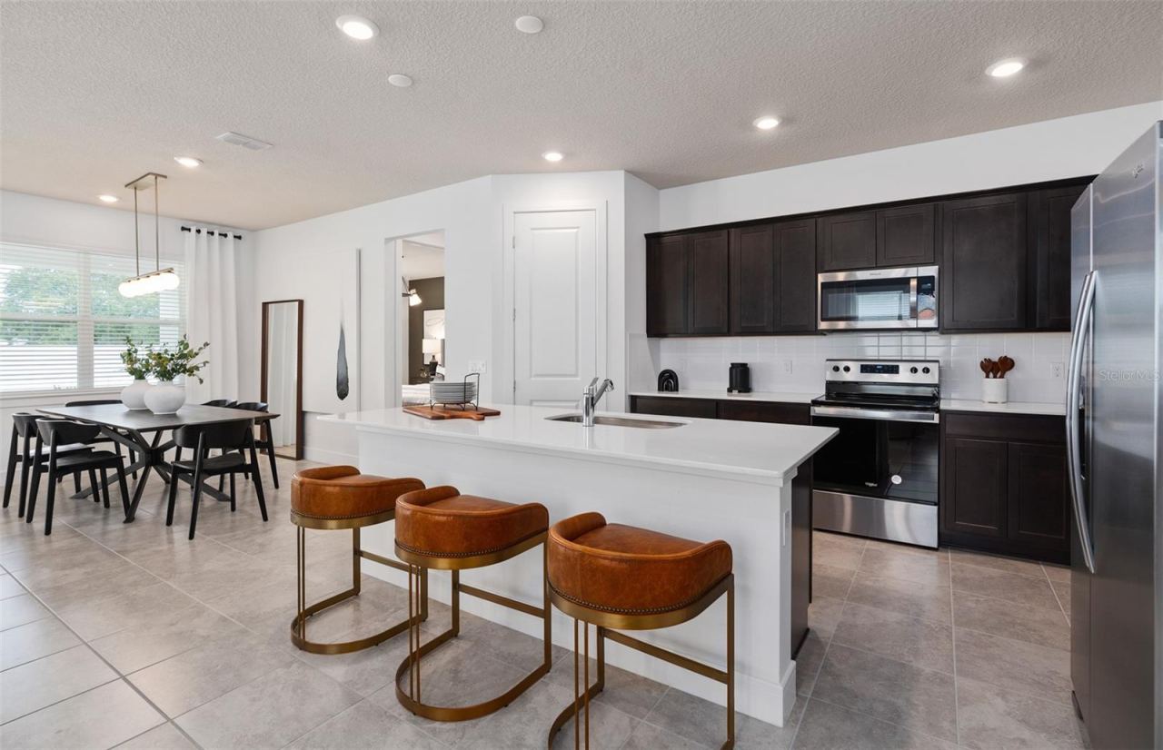 Photo 3 of 18: Model Home Design Only. Pictures and furnishings are for illustrative purposes only. Elevations, colors and options may vary. Furniture is for model home staging only.?