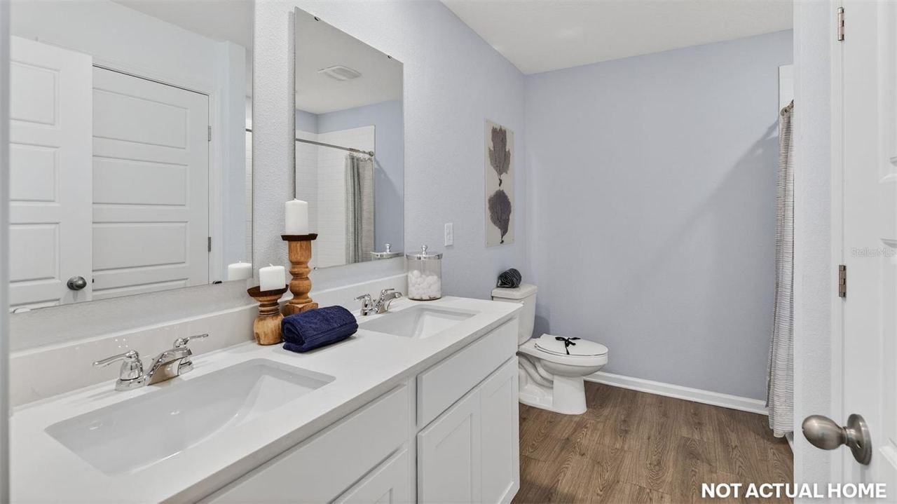 Photo 18 of 20