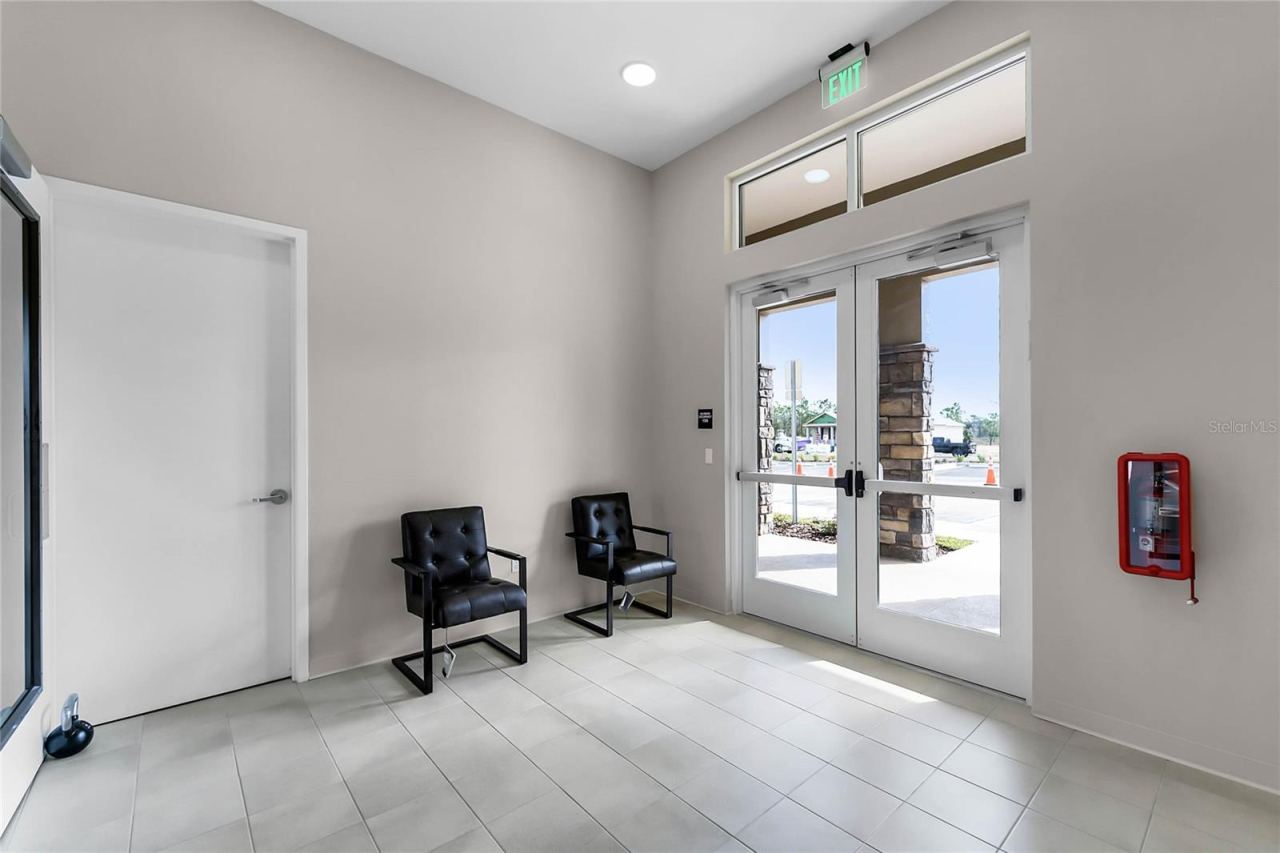 Photo 17 of 20