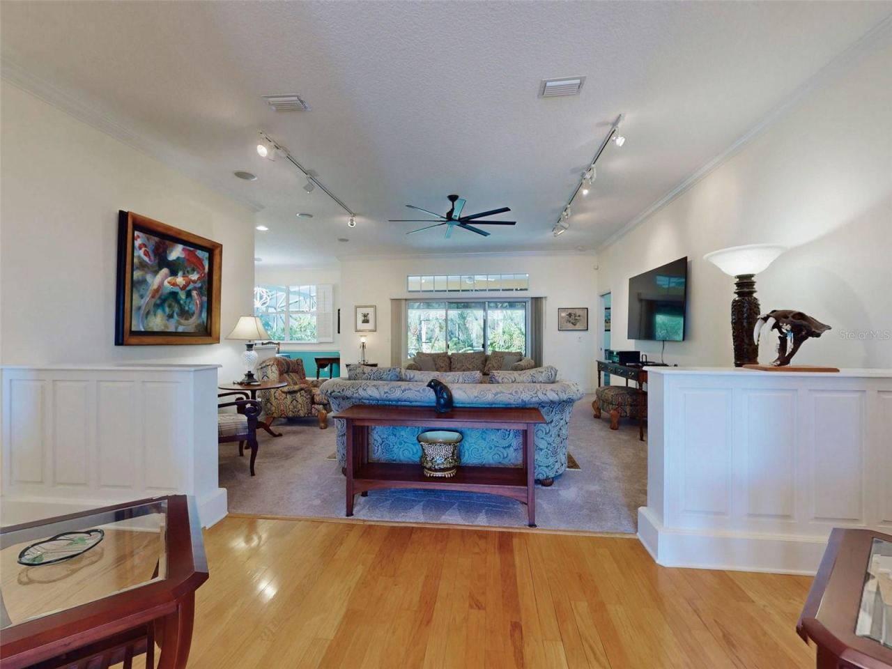 Photo 15 of 20: Great room from foyer
