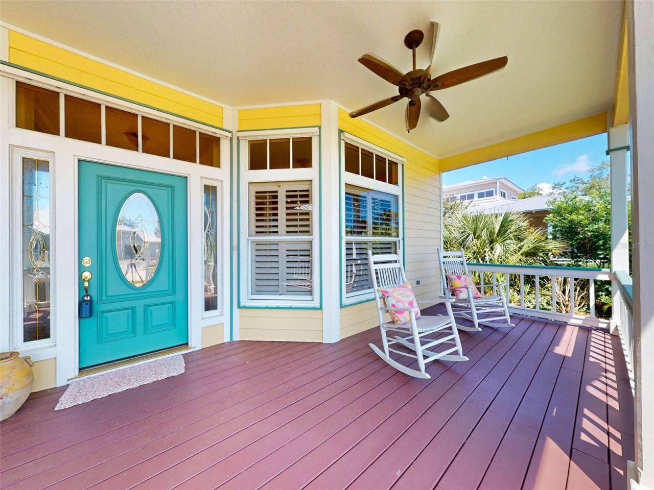 Photo 5 of 20: Covered Front porch