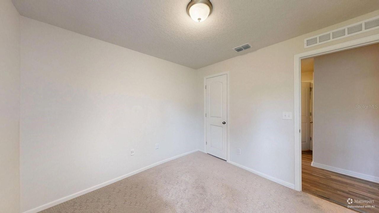 Photo 9 of 20