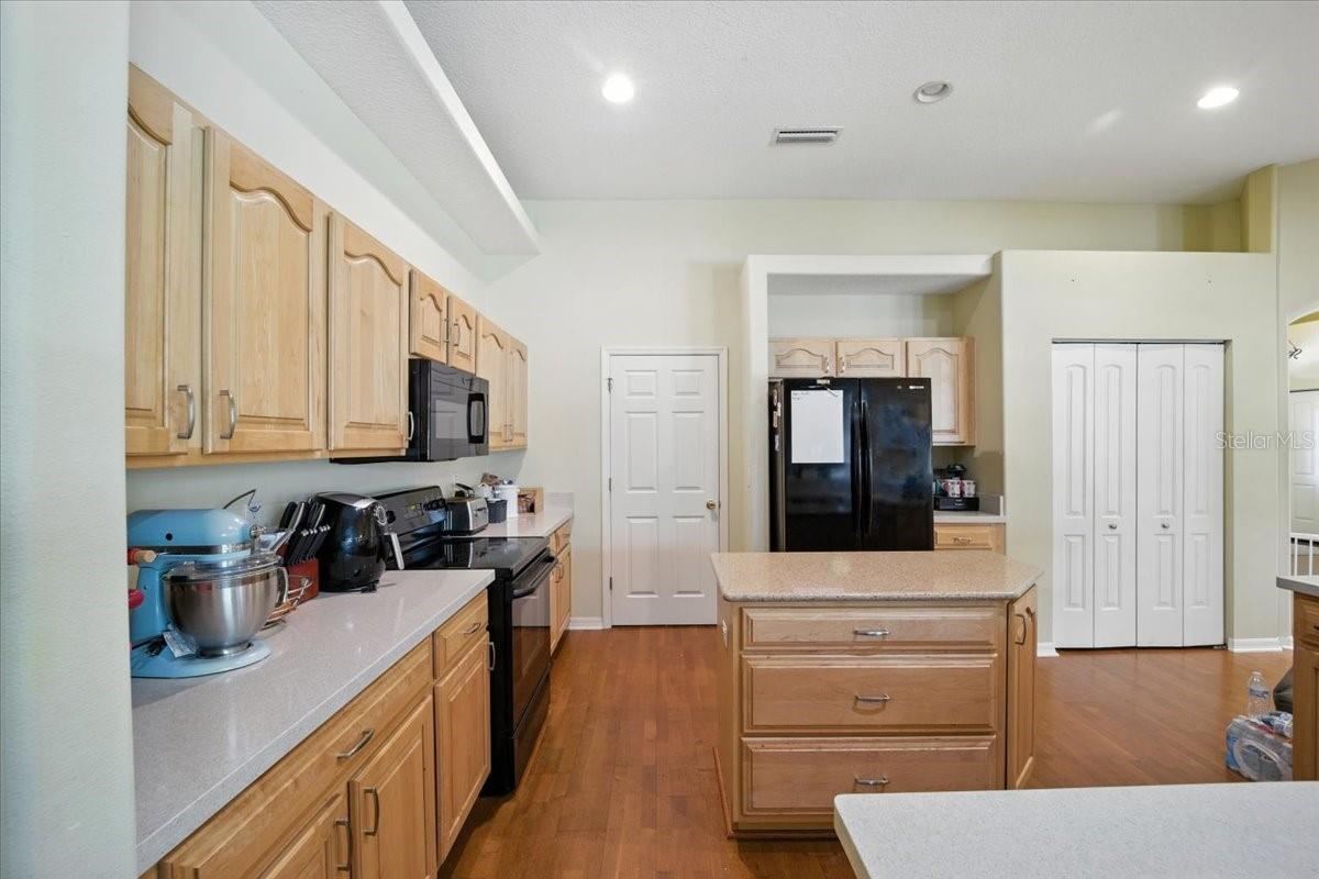 Photo 13 of 20