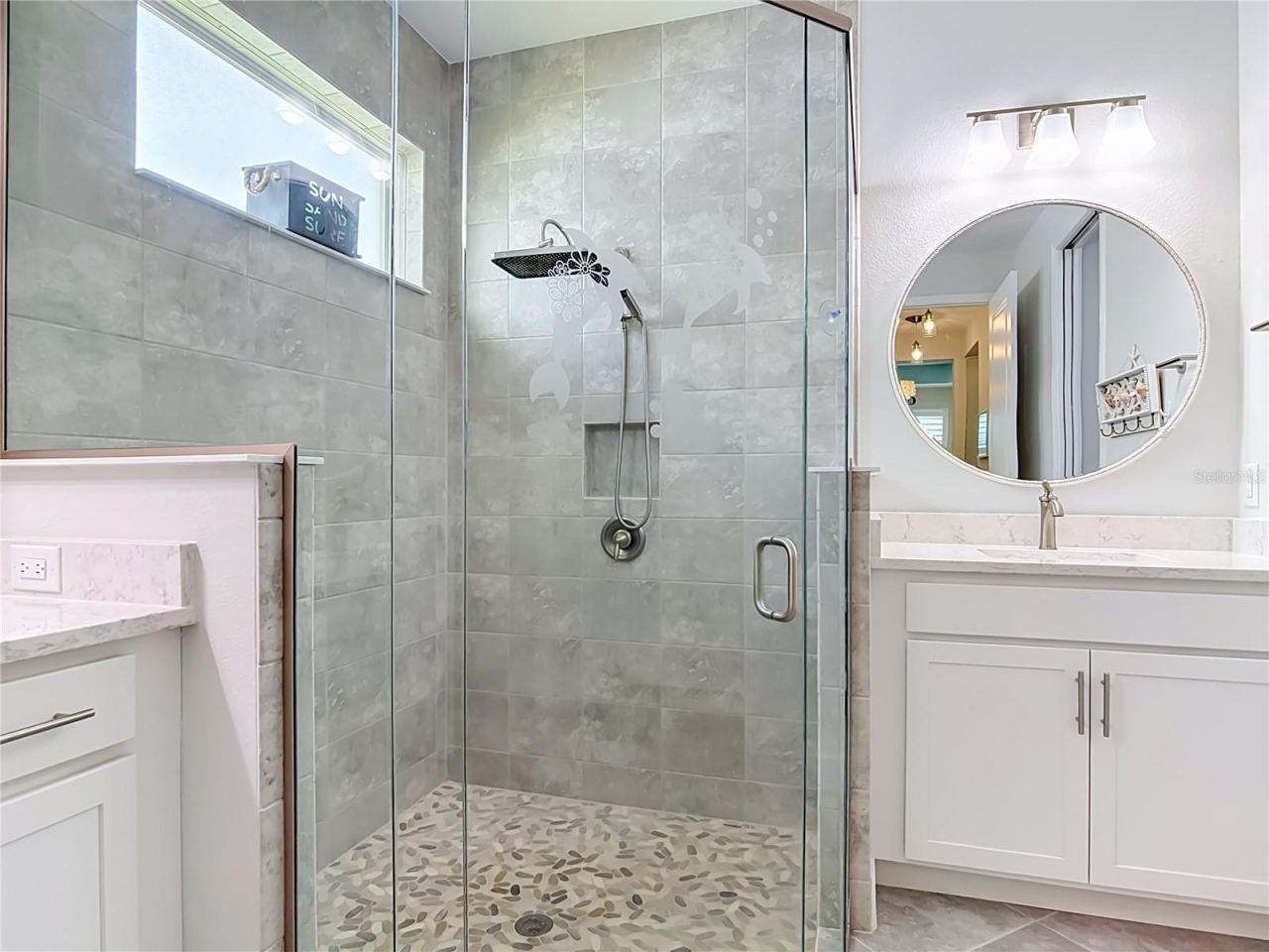 Photo 17 of 20: Primary Bathroom