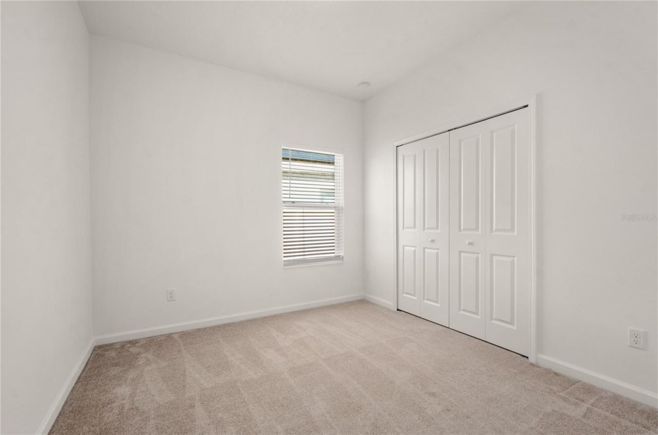 Photo 7 of 20: Bedroom 3