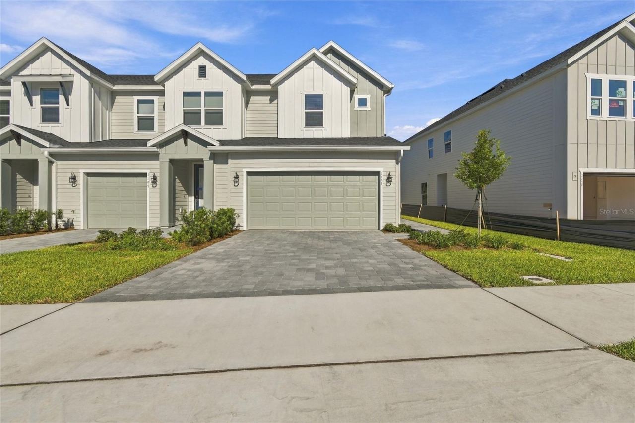 Photo 1 of 20: Front Exterior
