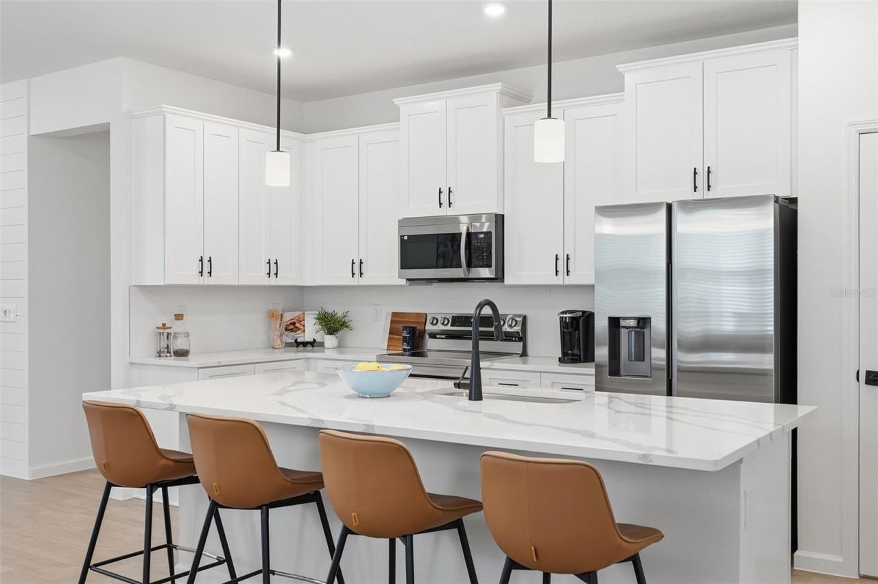 Photo 3 of 9: Kitchen / Dining