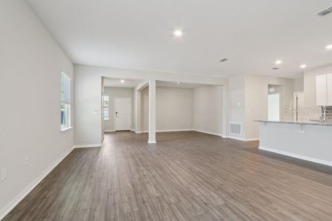 Photo 17 of 20: Model home - actual features may vary.