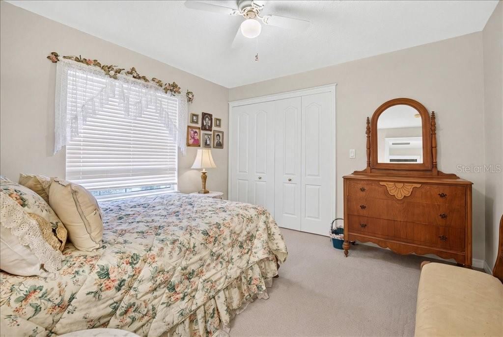 Photo 14 of 20