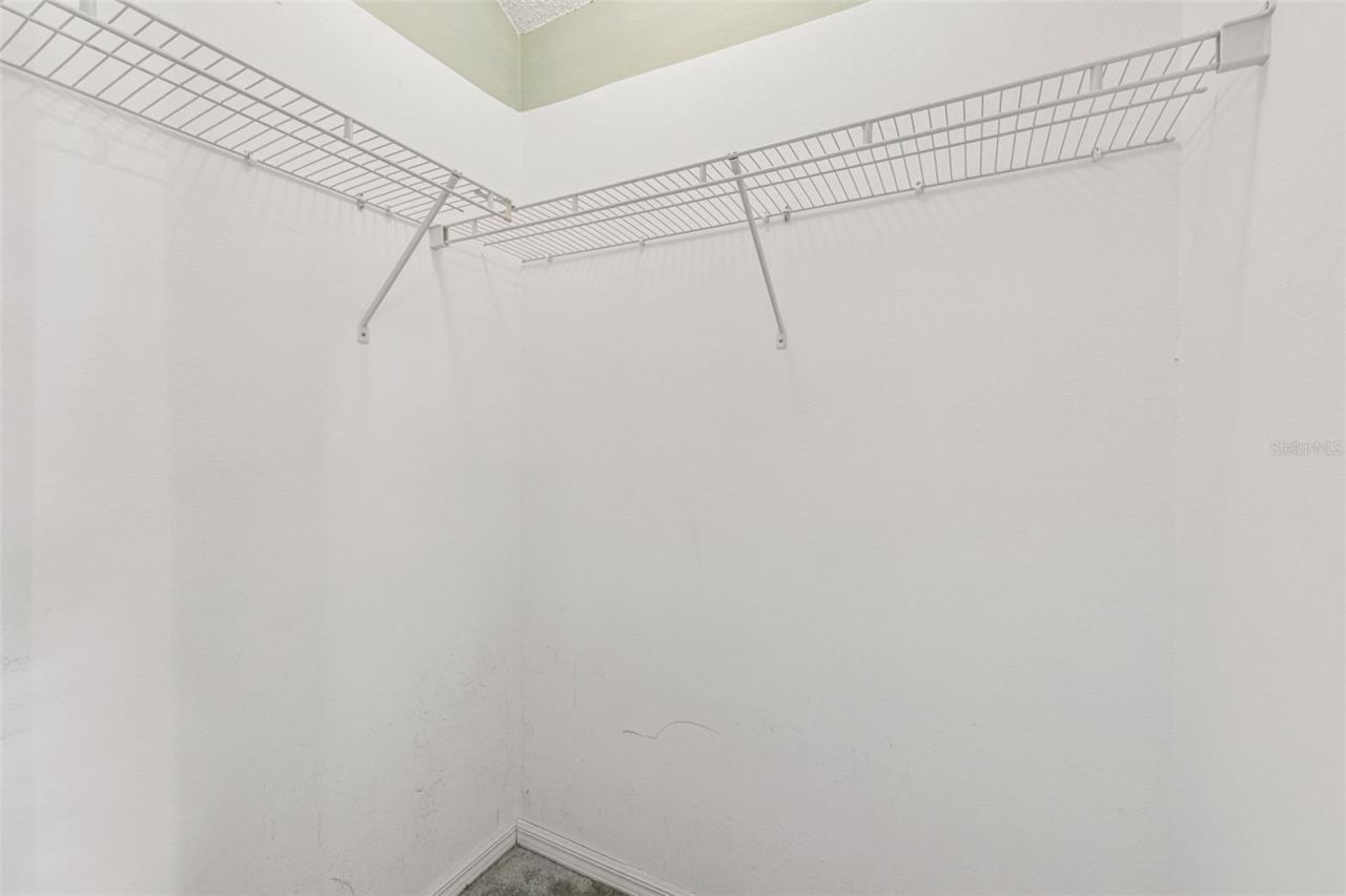 Photo 18 of 20