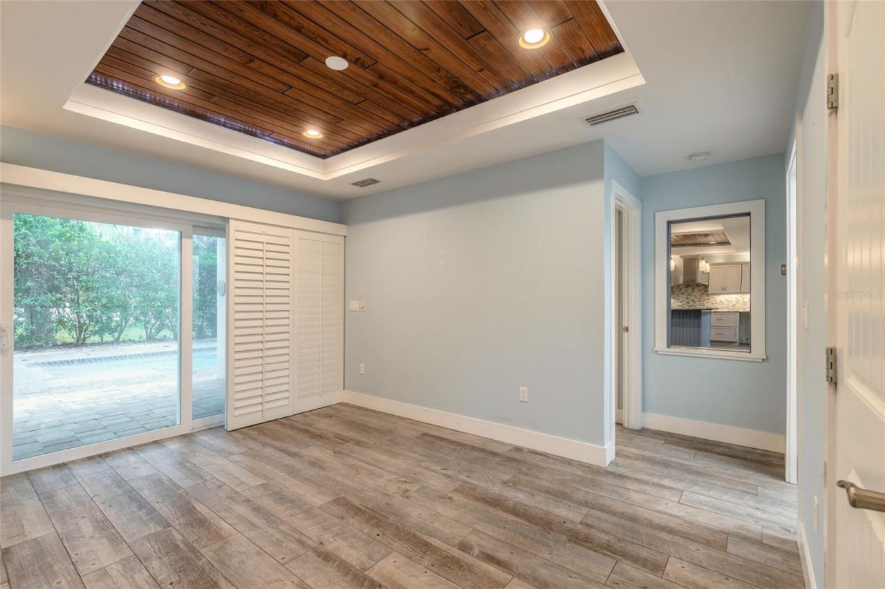 Photo 10 of 20: Dining Room