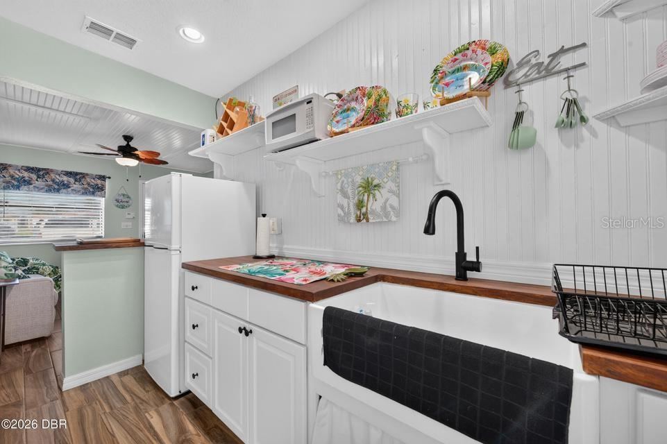 Photo 8 of 20: Updated Kitchen