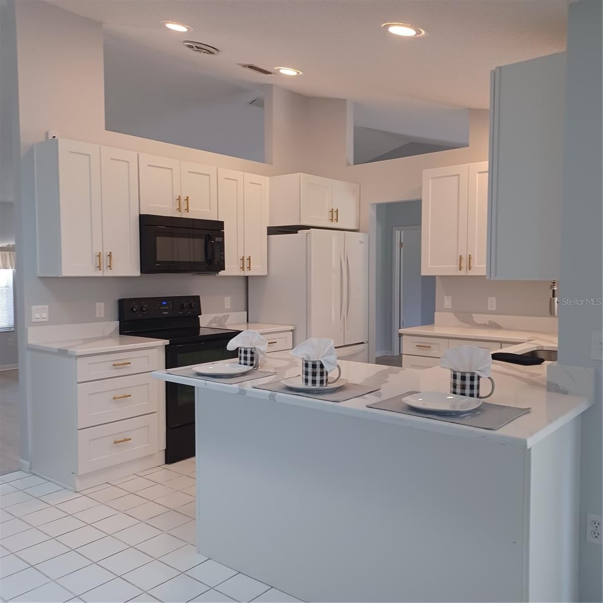 Photo 3 of 20: Brand New Kitchen
