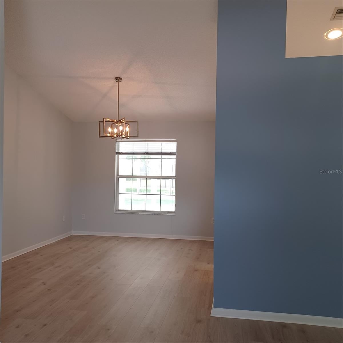 Photo 5 of 20: Dining Room