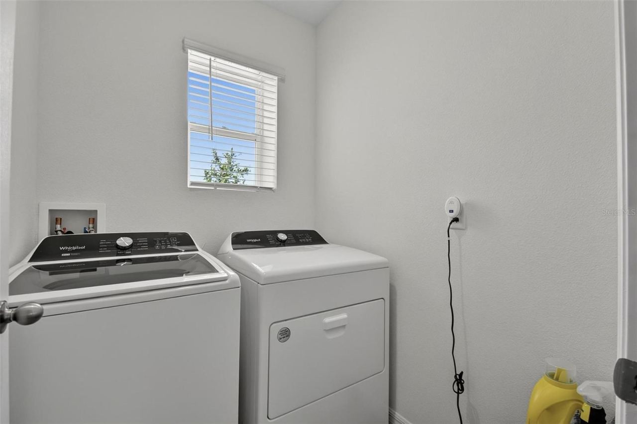 Photo 9 of 20: Laundry room