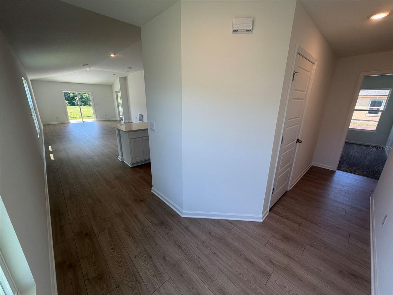 Photo 3 of 20