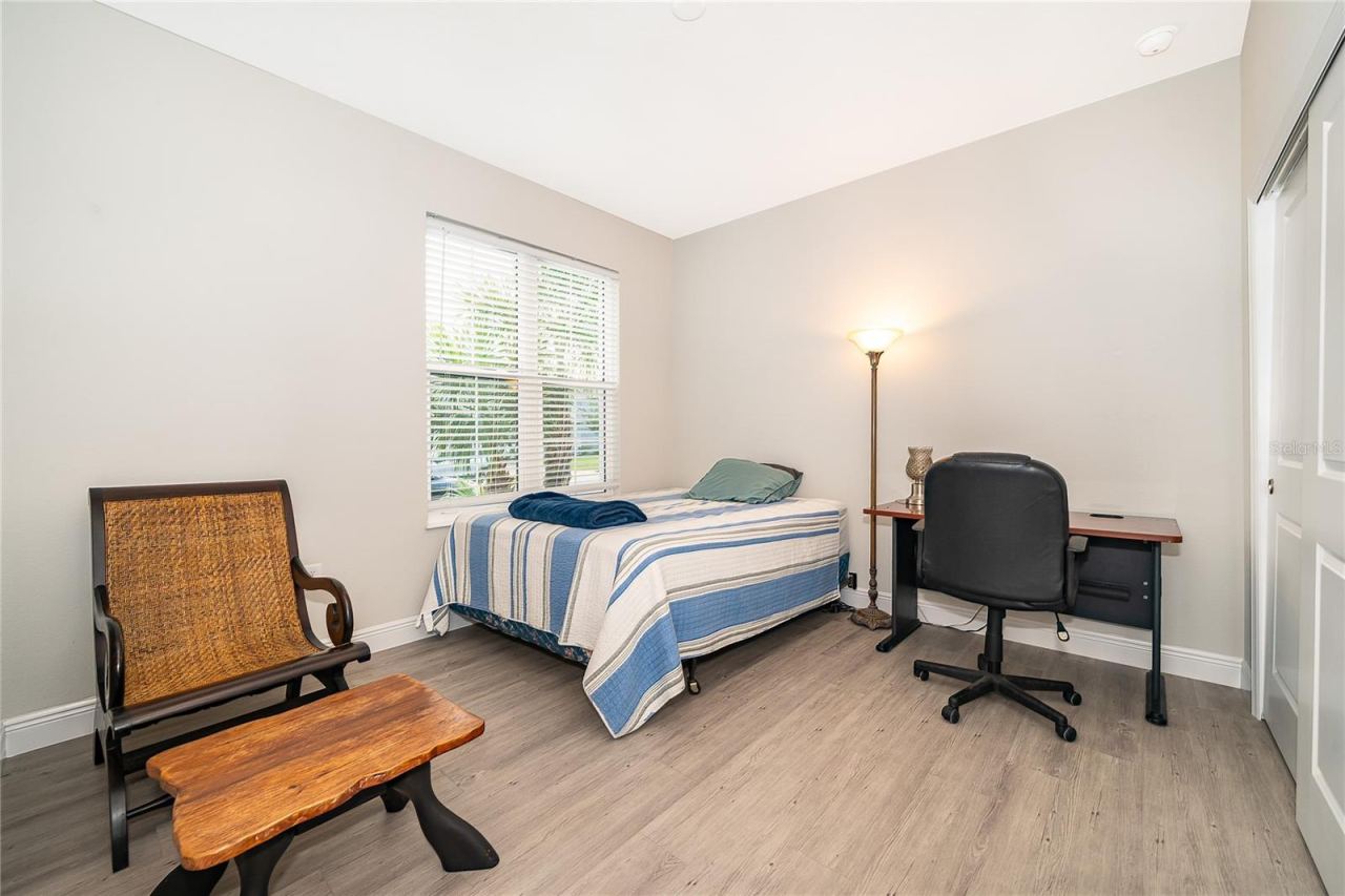 Photo 19 of 20: Guest Bedroom