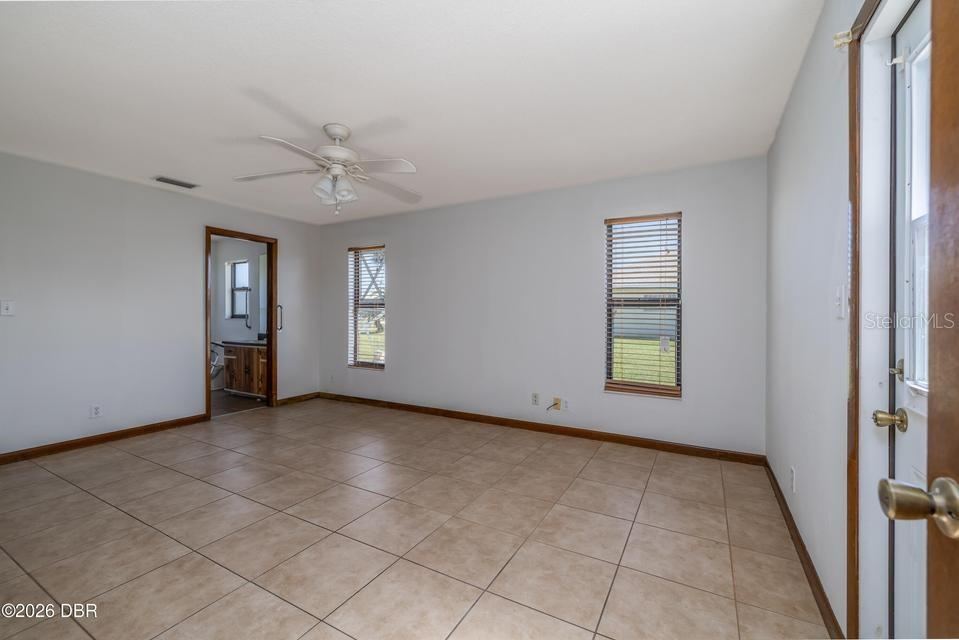 Photo 15 of 20