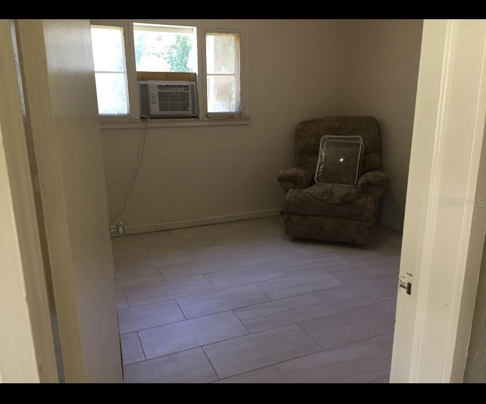 Photo 17 of 20