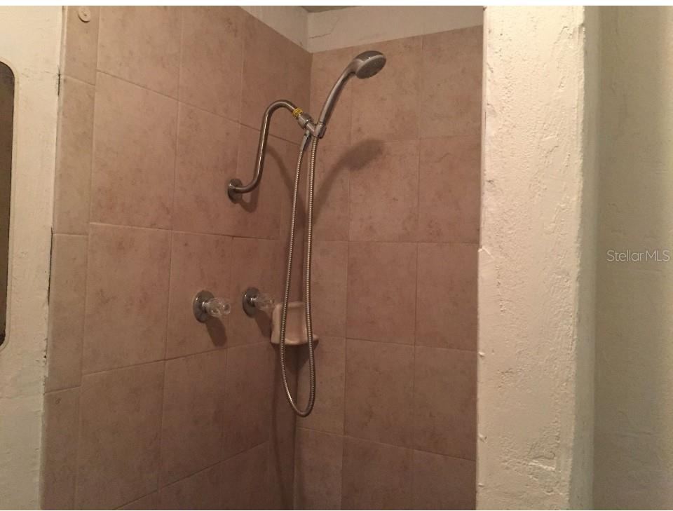 Photo 16 of 20