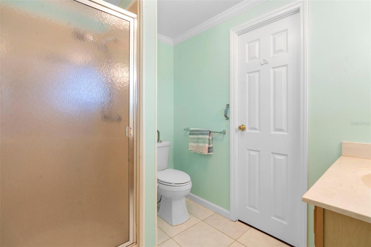 Photo 12 of 20: Master bath
