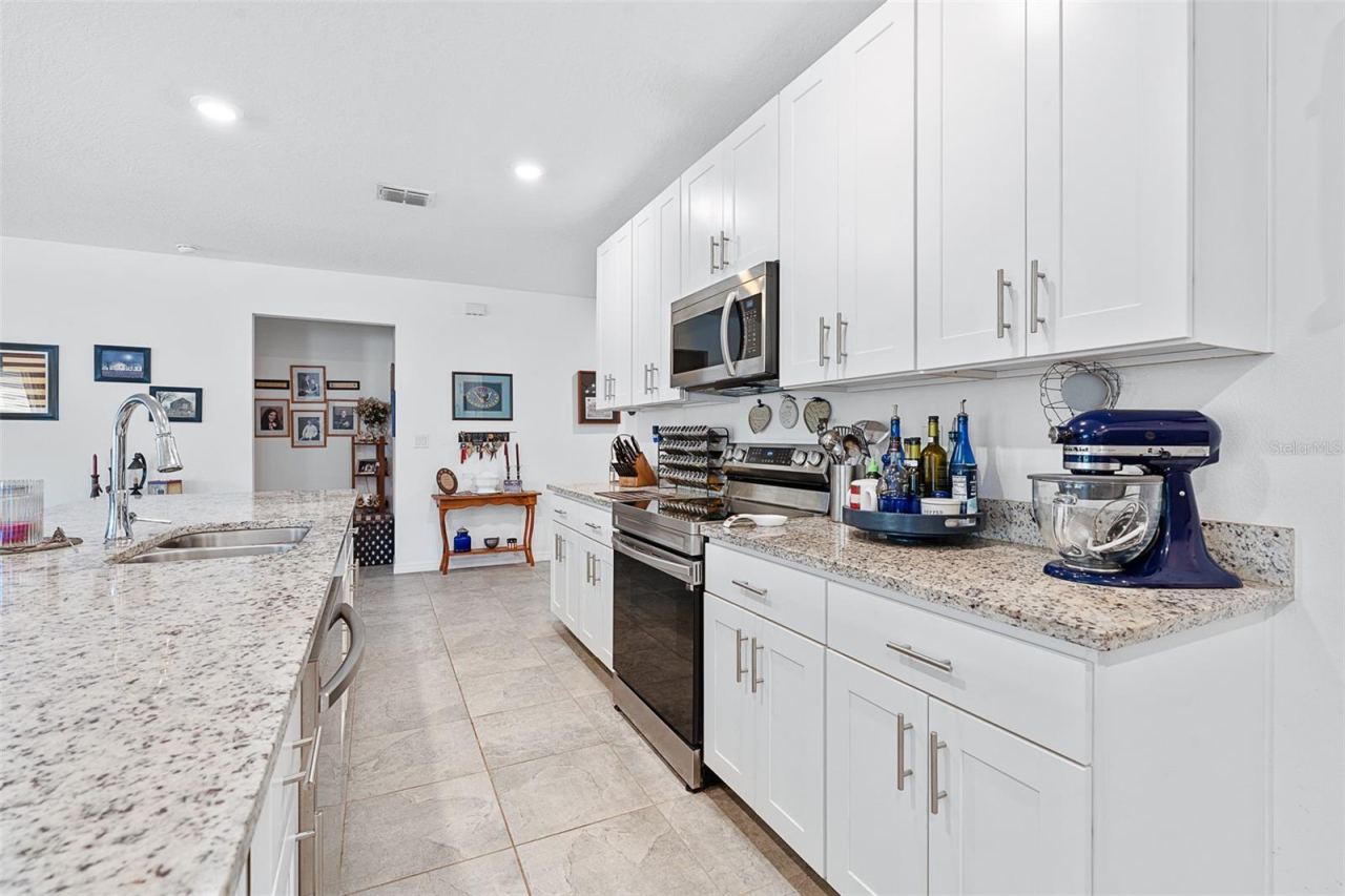Photo 10 of 20: Granite Countertops