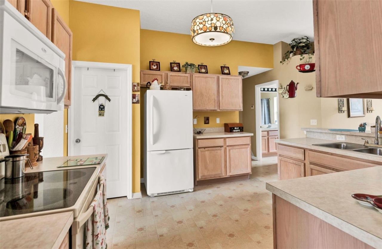 Photo 10 of 20: Kitchen