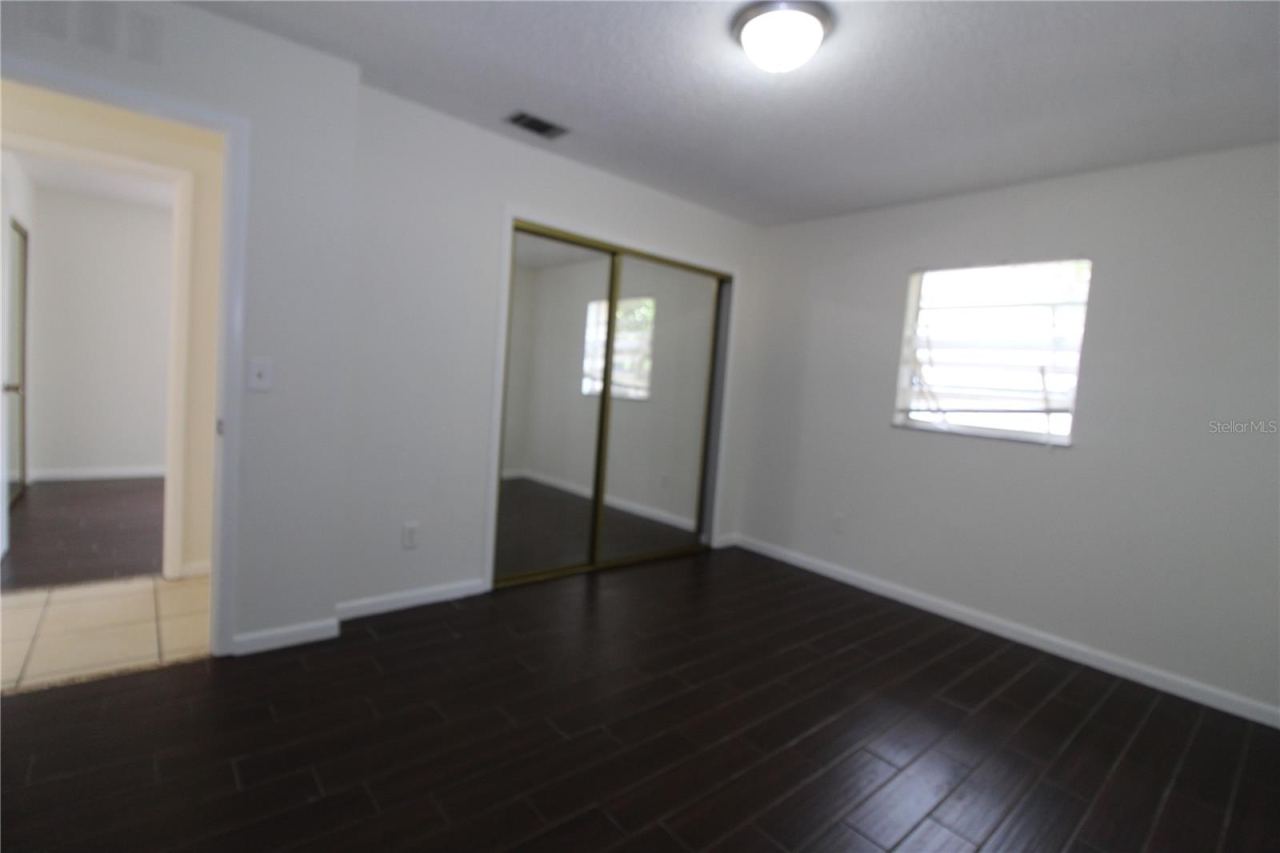 Photo 16 of 20